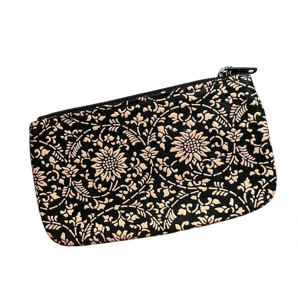 Inden-Ya Yamamoto Japanese Lacquered Deerskin Floral Sunflower Coin‎ Purse Black